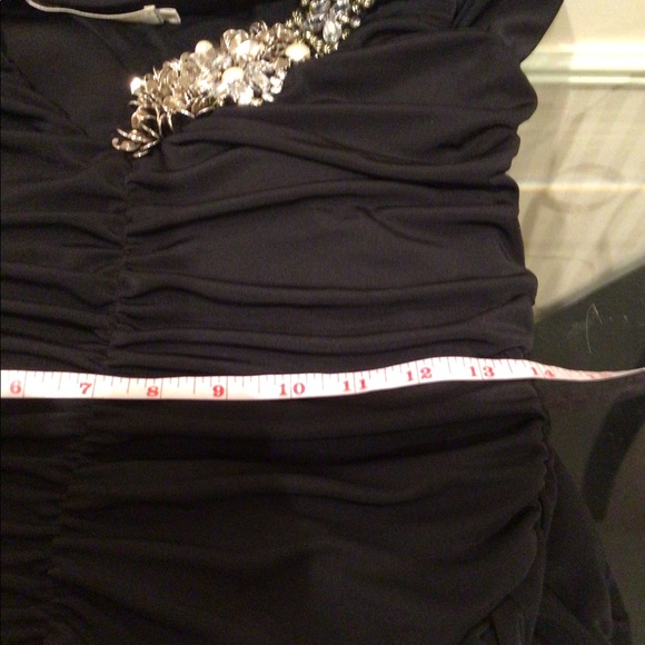 💕💕HOST PICKS 💕💕NWOT Blk dress with lining s:m(6) 65%cott,35%poly - Picture 3 of 4